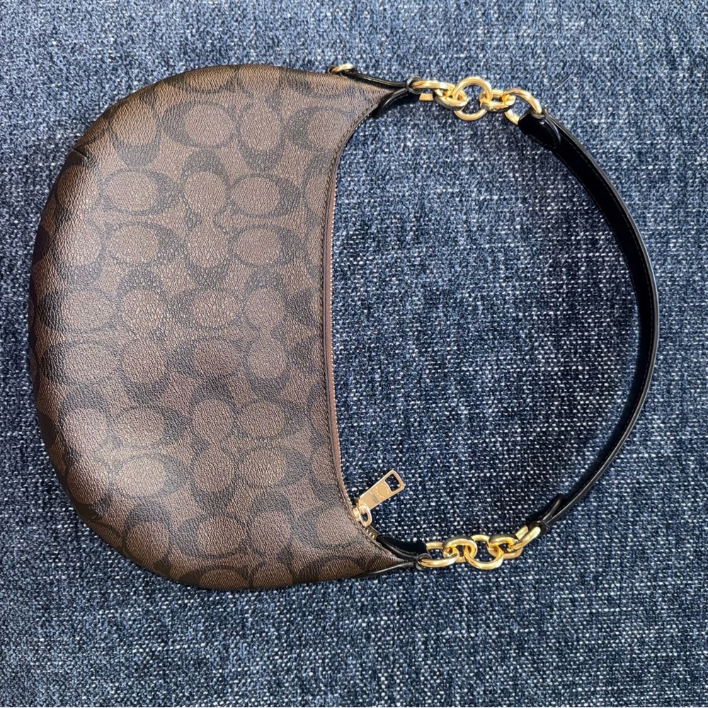 Payton Hobo Coach Mini Bag in Signature Canvas with Gold Accents - Picture 2 of 4